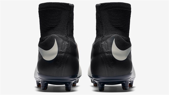 zin Roei uit Kosmisch Wit-zwarte Nike Hypervenom II Tech Craft voetbalschoenen -  Voetbal-schoenen.eu