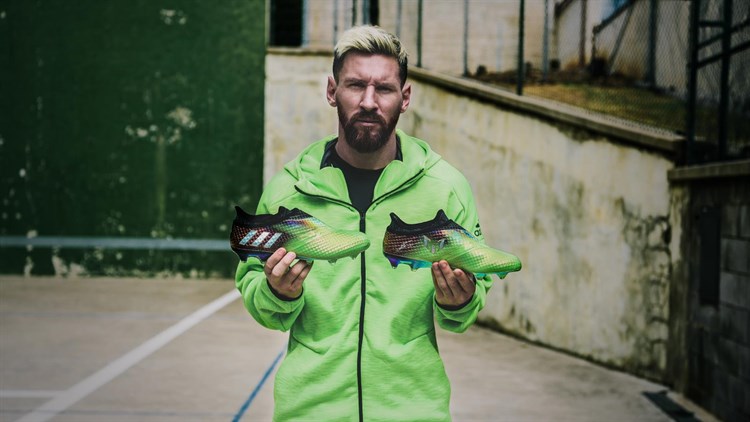 lanceert limited edition Messi16 10/10 - Voetbal-schoenen.eu