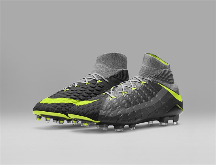 Nike -hypervenom -phantom -iii -revolution -pack -voetbalschoenen