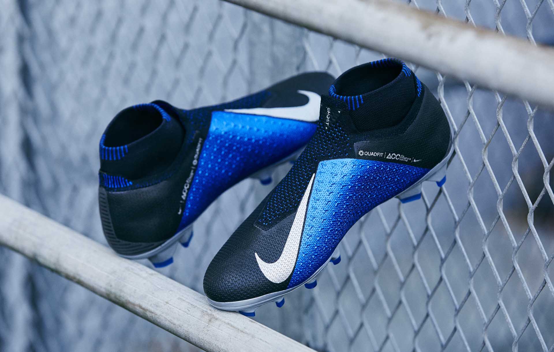 blauwe nike voetbalschoenen