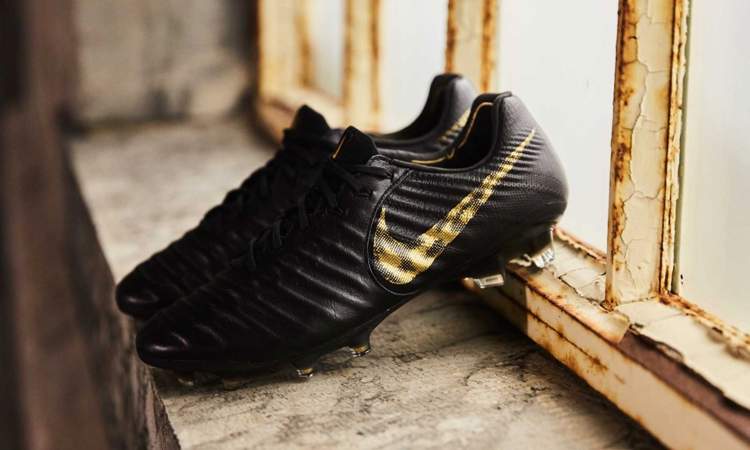 De Zwart Gouden Nike Tiempo Legend Black Lux Voe Voetbal Schoenen Eu