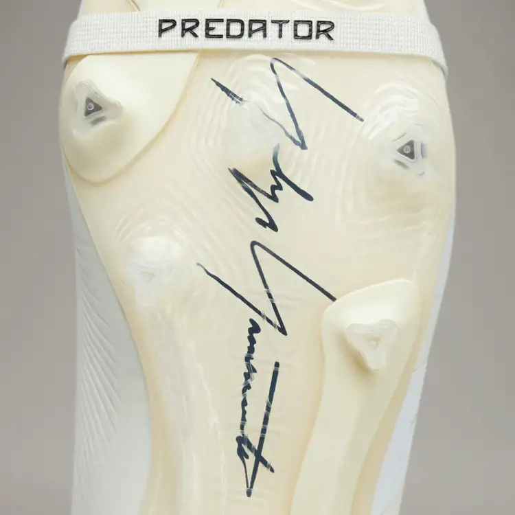 Dit zijn de limited edition Yohi Yamamoto (Y-3) adidas Predator voetbalschoenen